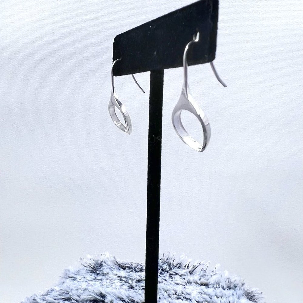 Sterling Silver Drop Leaf Fishhook Earrings